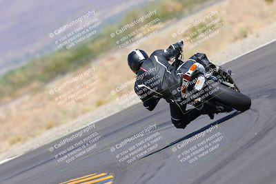 media/Oct-09-2022-SoCal Trackdays (Sun) [[95640aeeb6]]/Turn 14 Backside (1125am)/